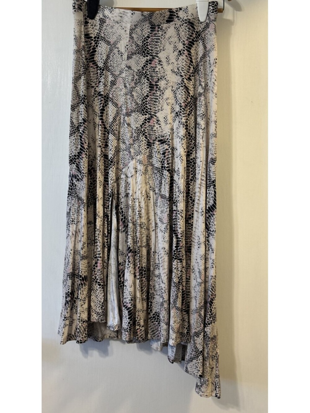 Tribal M Asymmetrical Hem Animal "Snakeskin" Print Flowy Boho Long Skirt W/ Slit
